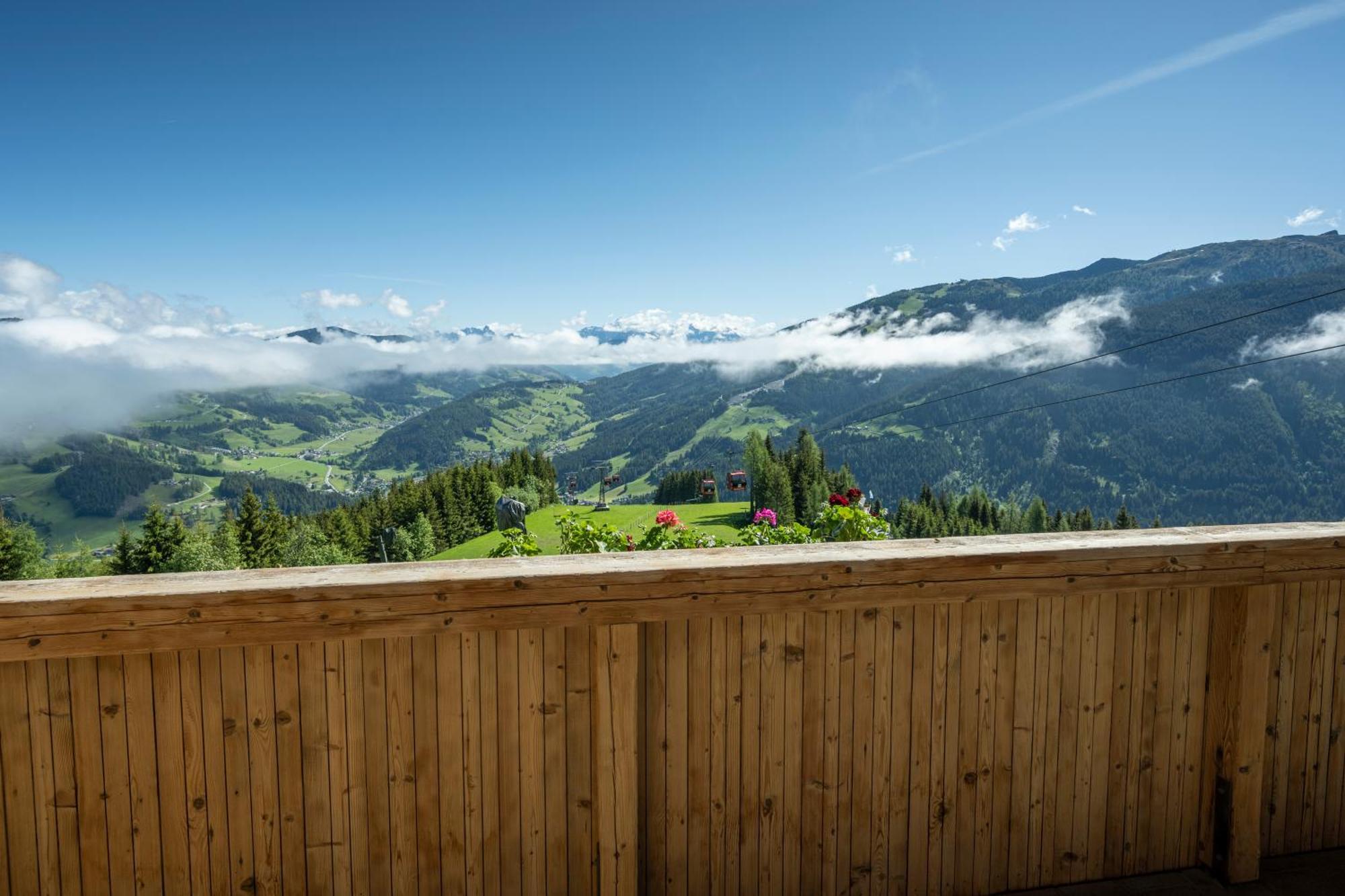 Berggasthof Hoellenstein Wagrain Exterior photo
